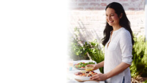 Tess Masters Entertaining with Delicious Food